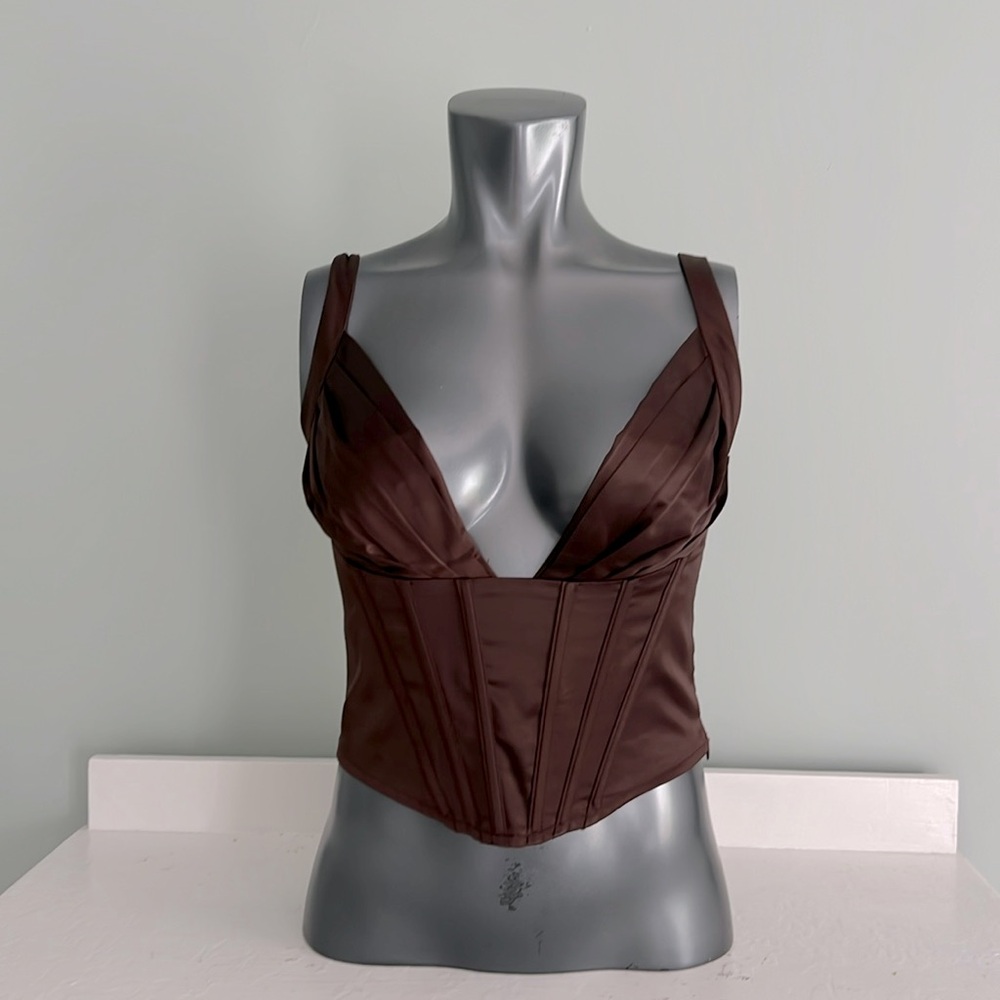 Super sexy corseted top!